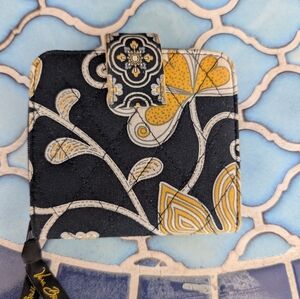 Vera Bradley Floral Patterned‎ Wallet